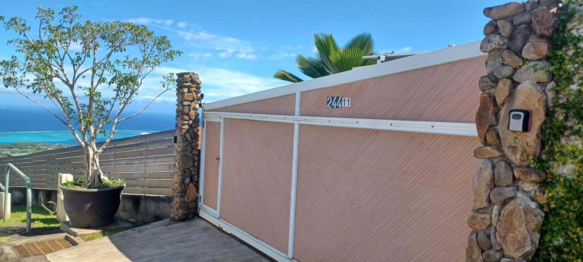 Logement Cosy Avec Piscine Et Vue Tahiti Punaauia Exterior foto